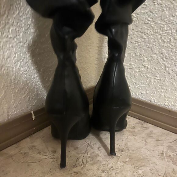 CHASE + CHLOE leatherette slouchy pointy toe black knee high heels SIZE 9 - Picture 5 of 7